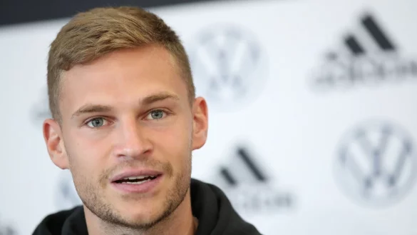 - &copy; Tom Weller/dpa