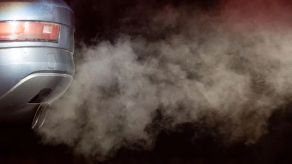 Abgase - © Foto: Marijan Murat//dpa