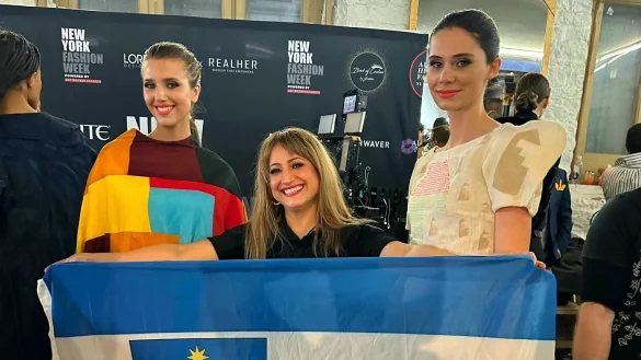 Friseurmeisterin Kolbarin Derbas hat umrahmt von Topmodels in New York die Salzufler Fahne hochgehalten. - &copy; Sandra Castrup