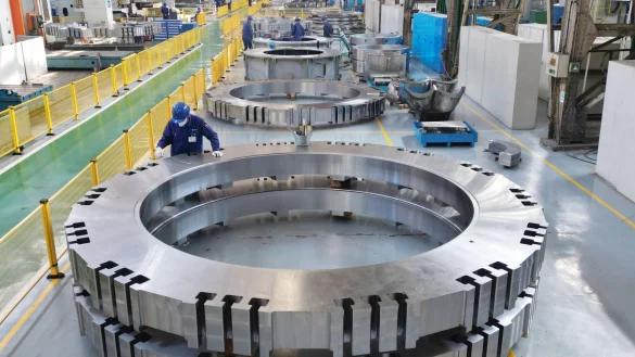 Mitten im Zollstreit mit den USA hat China &uuml;berraschend starke Wachstumszahlen vorgelegt. - &copy; Liu Yang/XinHua/dpa