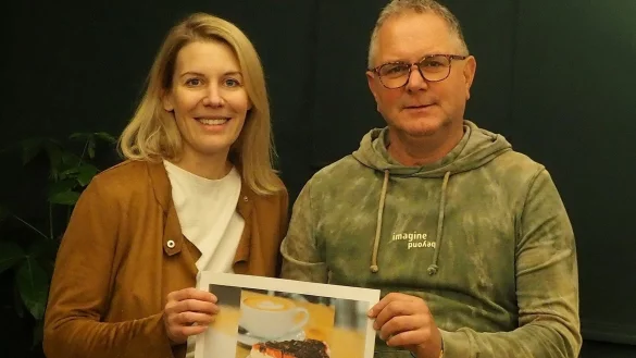 Tina Scholtyssik und Antonio Ugia freuen sich, zum Nachbarschaftscafé in das Schützenhaus zu laden. Los geht es schon am 4. Januar. - © Fotorechte: Antonio Ugia