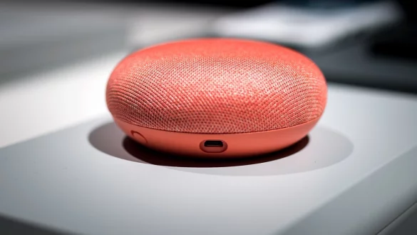 Lautsprecher - &copy; Foto: Alexander Heinl/dpa-tmn