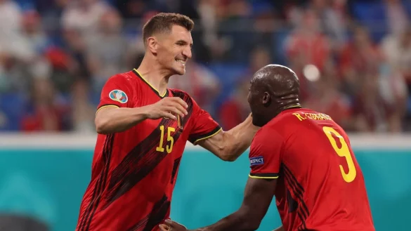 Belgien setzte sich dank Toren von Thomas Meunier (l) und Romelu Lukaku gegen Russland durch. - &copy; Igor Russak/dpa