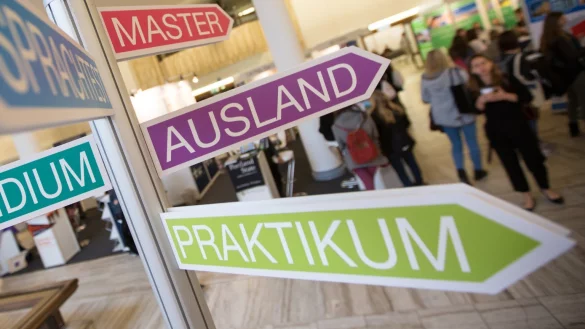 Zu Corona-Zeiten schwierig - &copy; Foto: Florian Schuh/dpa-tmn