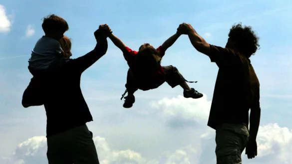 Patchworkfamilie - &copy; Foto: Frank Leonhardt/dpa/dpa-tmn