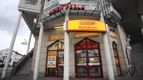 Der Netto gegen&uuml;ber dem Detmolder Klinikum wurde &uuml;berfallen. - &copy; Archiv: Torben Gocke