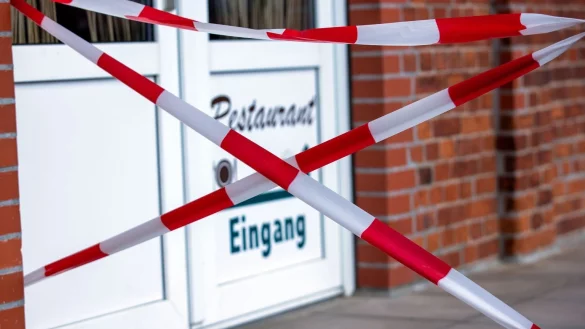 Geschlossenes Restaurant - &copy; Foto: Jens B&uuml;ttner/dpa-Zentralbild/dpa