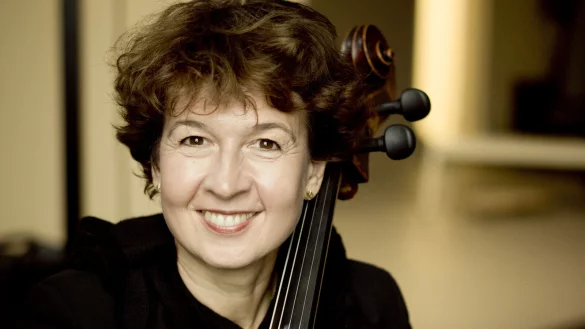 "Musikerin ist man ein Leben lang": CellistinCellistin Xenia Jankovic - &copy; Marco Borggreve