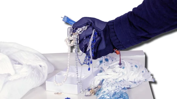 Allein in diesem Jahr haben Einbrecher in Lippe 200 Mal zugeschlagen. Die Polizei empfiehlt: Wer sein Haus entsprechend sichern lässt, verringert die Gefahr, zum Opfer zu werden. - © Zuhause sicher