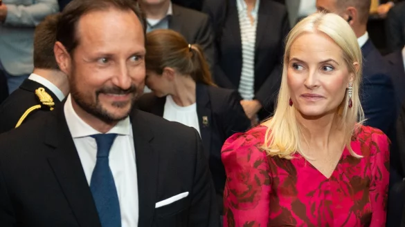 Haakon und Mette-Marit - &copy; Foto: Johannes Neudecker/dpa