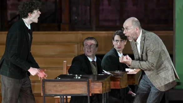 "Der Club der toten Dichter" - &copy; Foto: Uwe Zucchi/dpa