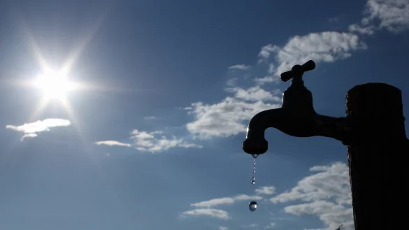 Jeder Tropfen Wasser ist kostbar &ndash; auch wenn zum Beispiel die Stadtwerke Detmold noch nicht mit Engp&auml;ssen rechnen. - &copy; Foto: steenjepsen/pixabay