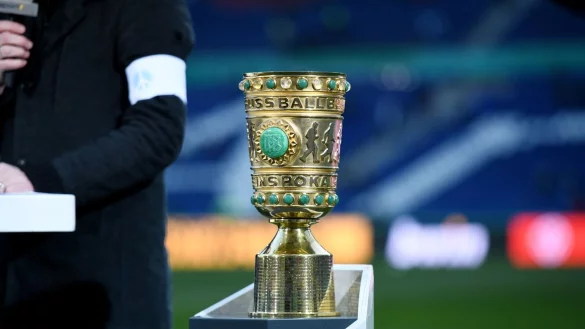 - © Daniel Reinhardt/dpa