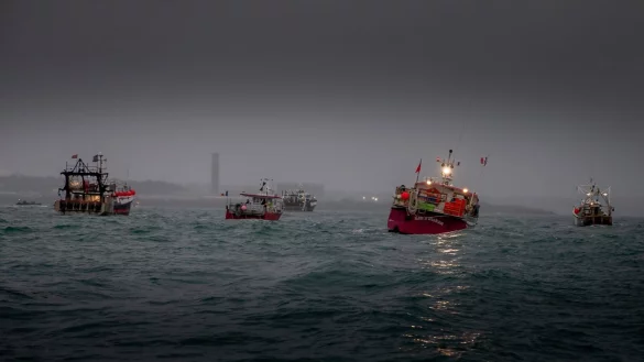 Fischereistreit im &Auml;rmelkanal - &copy; Foto: Gary Grimshaw/Bailiwick Express/PA Media/dpa