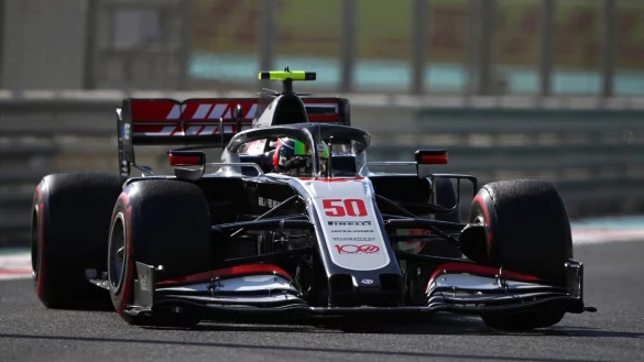 Deb&uuml;t - &copy; Foto: Brynn Lennon/Pool Getty/AP/dpa