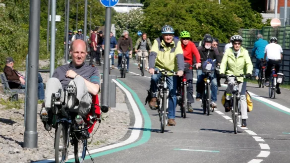 Radschnellweg Ruhr - &copy; Foto: Roland Weihrauch/dpa