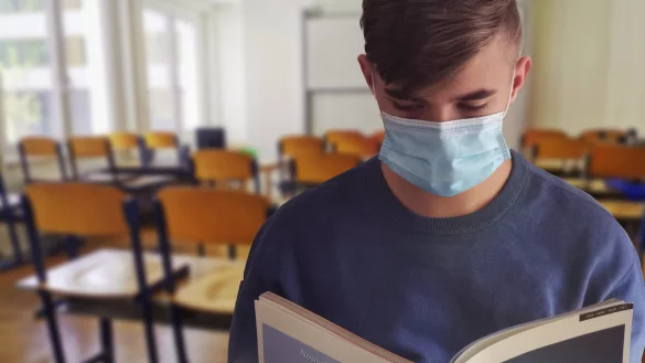 Die NRW-Landesregierung hat eine Lockerung der Maskenpflicht in Schulen in Aussicht gestellt. - &copy; Symbolbild: Pixabay