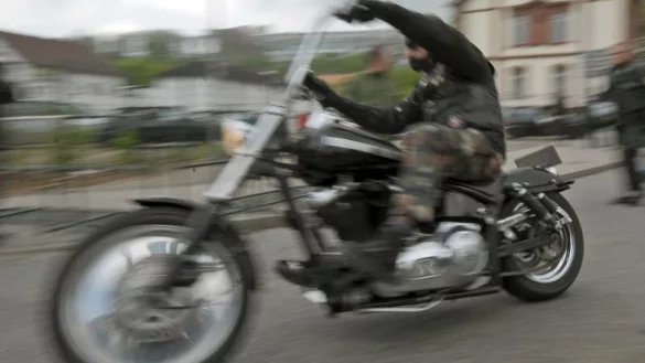 - &copy; SYMBOLFOTO: DPA