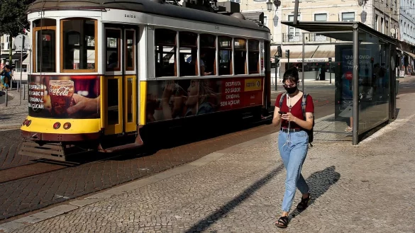 Portugal hebt Maskenpflicht im Freien auf - &copy; Foto: Pedro Fiuza/XinHua/dpa/Archiv