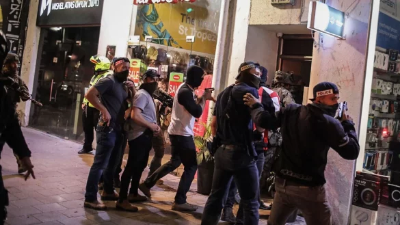 - © Ilia Yefimovich/dpa