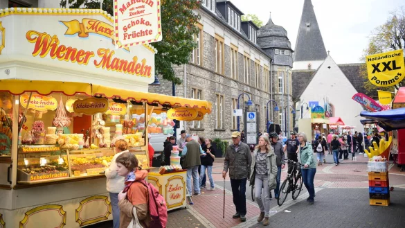 Beim Martinimarkt ist in Lage einiges geboten. - © Nicole Ellerbrake