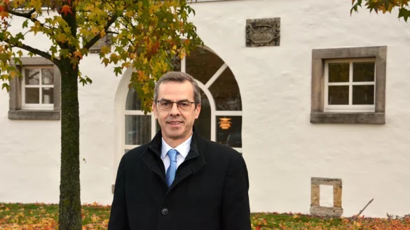 Die Mitglieder der FDP Schieder-Schwalenberg geben ein eindeutiges Bekenntnis f&uuml;r den amtierenden B&uuml;rgermeister J&ouml;rg Bierwirth ab. - &copy; Tanja Watermann