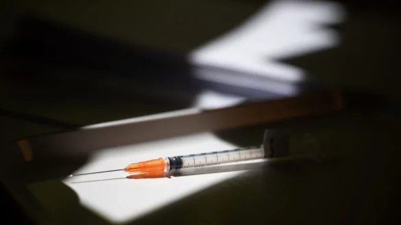 Corona-Impfung - &copy; Foto: Sebastian Gollnow/dpa