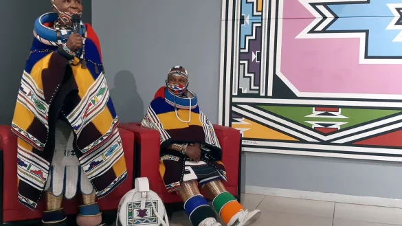 Esther Mahlangu - &copy; Foto: Kate Bartlett/dpa