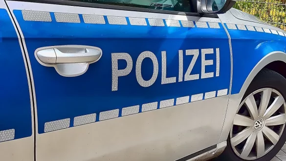 Ein Senior hat sich beim Sturz mit dem Rad verletzt. - &copy; dpa