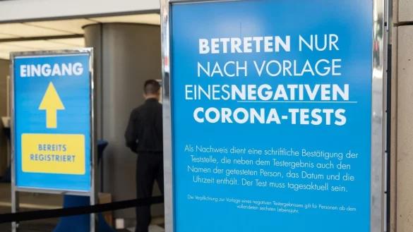 Shopping mit Test - &copy; Foto: Bernd Thissen/dpa