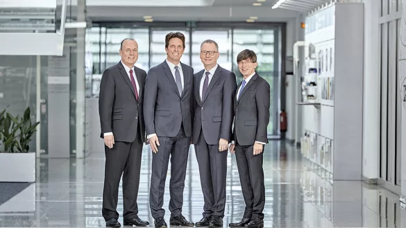 Die Gesch&auml;ftsf&uuml;hrung muss neu aufgesetllt werden. - &copy; Phoenix Contact