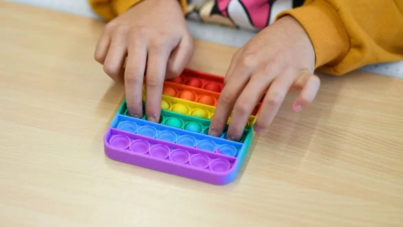 Hype um Trendspielzeug Pop-Its - &copy; Foto: Guido Kirchner/dpa