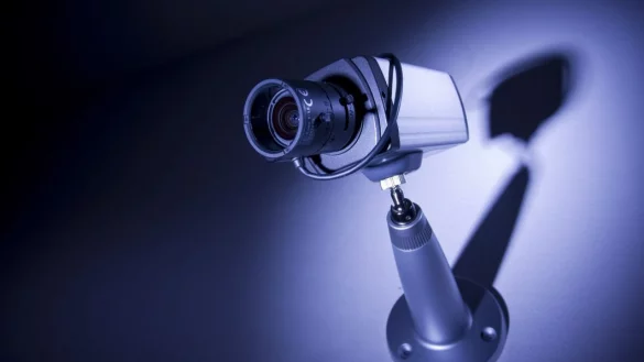 Die Bielefelder Datenschützer von Digitalcourage stellt Strafanzeige gegen das Warenhaus Real und die Deutsche Post. - © picture alliance / dpa