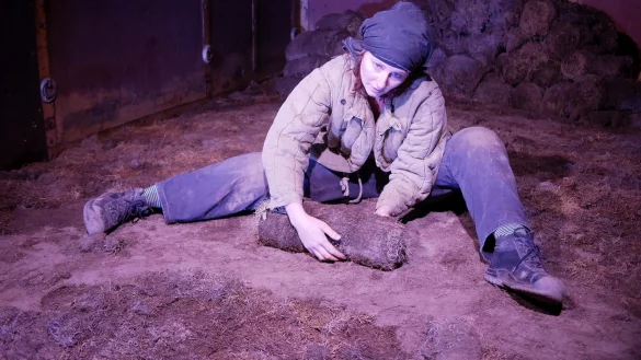 Das Bild zeigt Natalia Voskoboynikova. Aufführungen sind Samstag und Sonntag jeweils um 11 und 19.30 Uhr.  - © Thomas Krügler