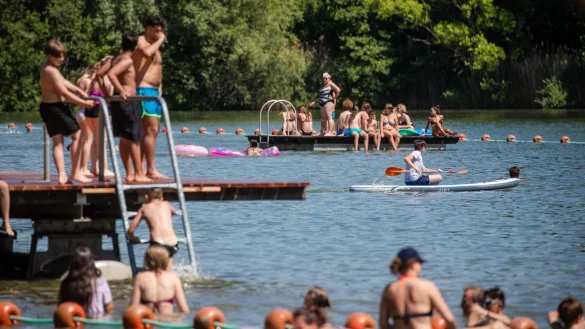 Badevergn&uuml;gen - &copy; Foto: Christoph Schmidt/dpa