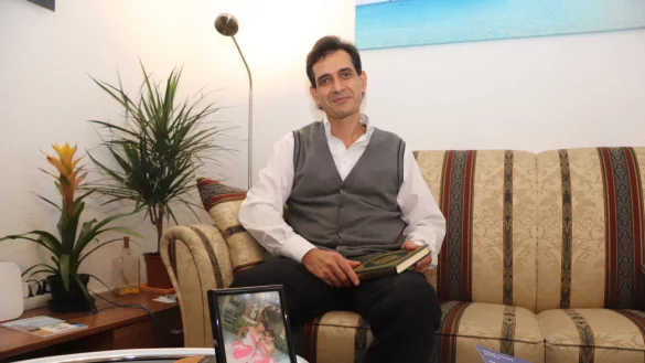 Hussain Abo Tarah ist 2015 aus Syrien (Damaskus) nach Deutschland geflohen. In Leopoldsh&ouml;he hat er ein neues Zuhause gefunden. - &copy; Birgit Guhlke