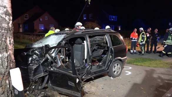 Unfall - © Foto: -/Nord-West-Media TV/dpa
