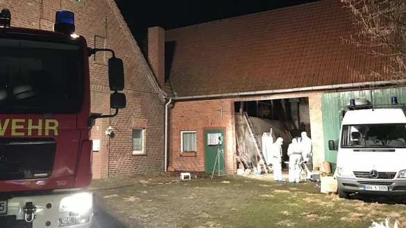 Die Spurensicherung ist vor Ort. - &copy; Stefanie Dullweber