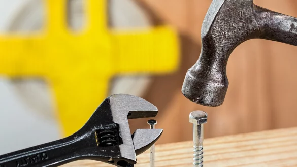 Die Volkshochschule Detmold-Lemgo gibt bald wieder einen Kurs im Heimwerken. - © Symbolbild: Pixabay