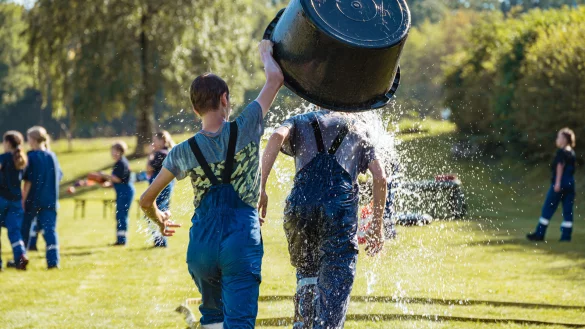 &bdquo;Wasserschlacht&ldquo; nach den Spielen - &copy; FreitagTV