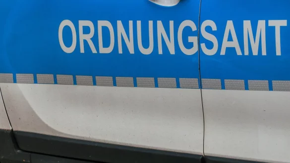 Das Ordnungsamt kontrolliert. - &copy; Symbolbild: Pixabay