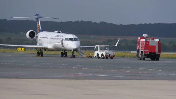 Einsatz auf dem Vorfeld des Flughafens Paderborn-Lippstadt. - &copy; Ralph Meyer