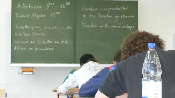 Viele Sch&uuml;lerinnen und Sch&uuml;ler schaffen das Abitur nicht mehr. - &copy; Report