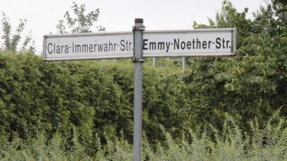 Die Stra&szlig;en s&uuml;dlich der TH OWL sind benannt nach bedeutenden Wissenschaftlerinnen. - &copy; Carolin Brokmann-F&ouml;rster