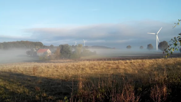 In weite Ferne ger&uuml;ckt? Gegen den Bau eines Windrads auf dem Bromberg ist Klage beim Oberverwaltungsgericht in M&uuml;nster eingereicht worden. - &copy; Sylvia Frevert(LZ)