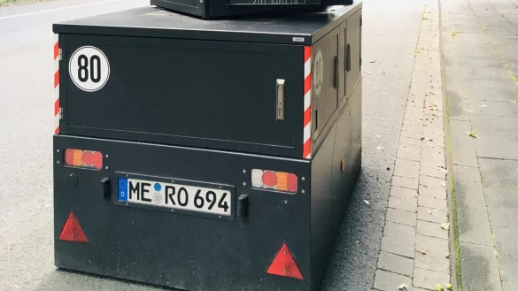 Detmolds Blitzeranh&auml;nger "Xena" wurde demoliert. - &copy; Laurenz Tegethoff