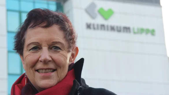 Dr. Christine Fuchs findet klare Worte. Sie verknüpft ihr eigenes berufliches Schicksal mit dem von dem des Hauptgeschäftsführers des Klinikums, Dr. Johannes Hütte. - © Martin Hostert(LZ)