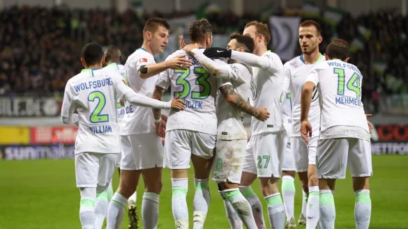 SC Paderborn 07 - VfL Wolfsburg - &copy; Foto: Friso Gentsch/dpa