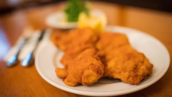 - &copy; Christian Bruna/epa/dpa