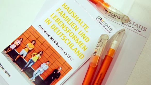 Statistisches Bundesamt zu Alleinerziehenden - &copy; Foto: Jens B&uuml;ttner